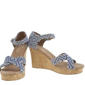 Tom wedges