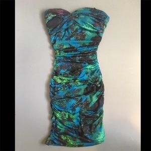 Abstract print curve hugging dress