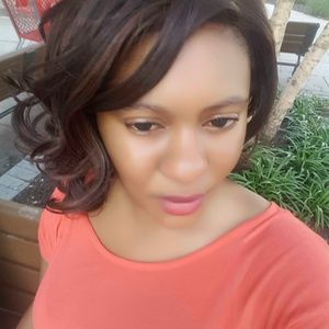 Meet your Posher, Prisca