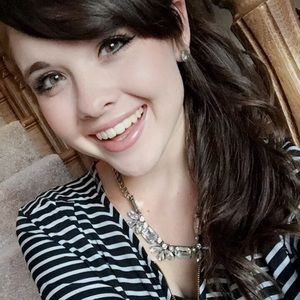 Meet your Posher, Kaitlyn