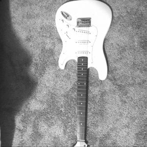 Electric guitar