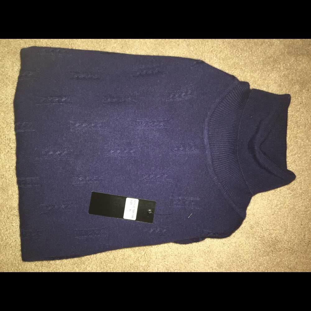 Men's navy turtle neck