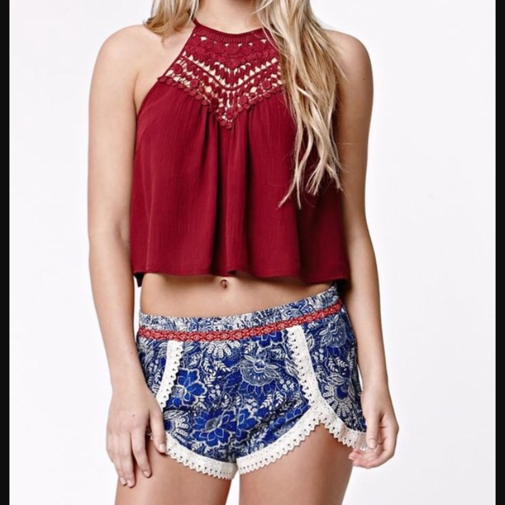 PacSun Halter Crop Top ❤️