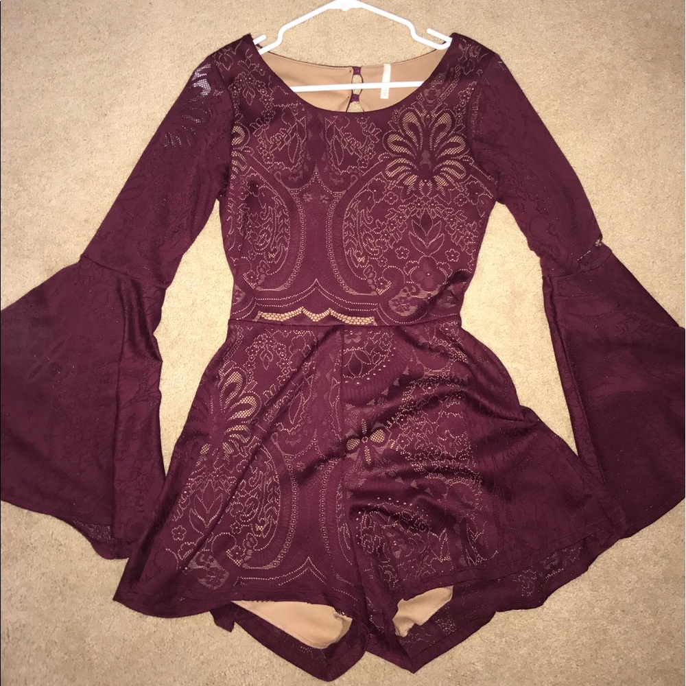 Bell sleeve Romper