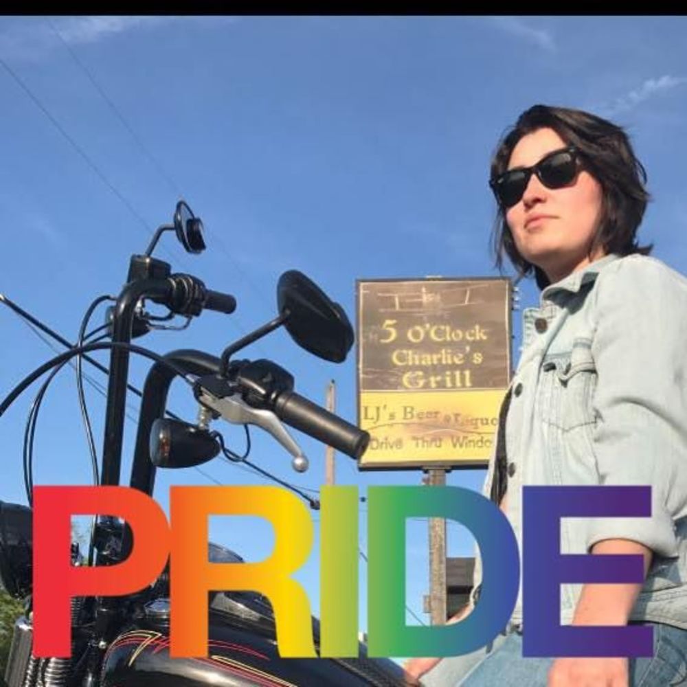 Meet your Posher, Charli