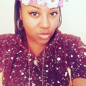 Meet your Posher, Latisha