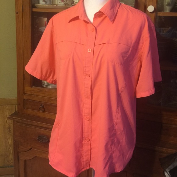 Magellan Tops - Great button up shirt by Magellan. Sz XL