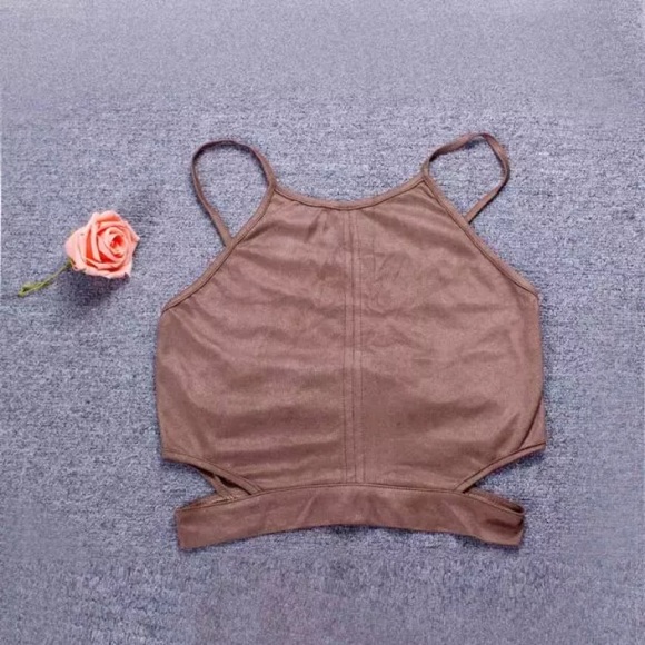 Brown Vegan crop top with cross cross open back - Picture 2 of 3