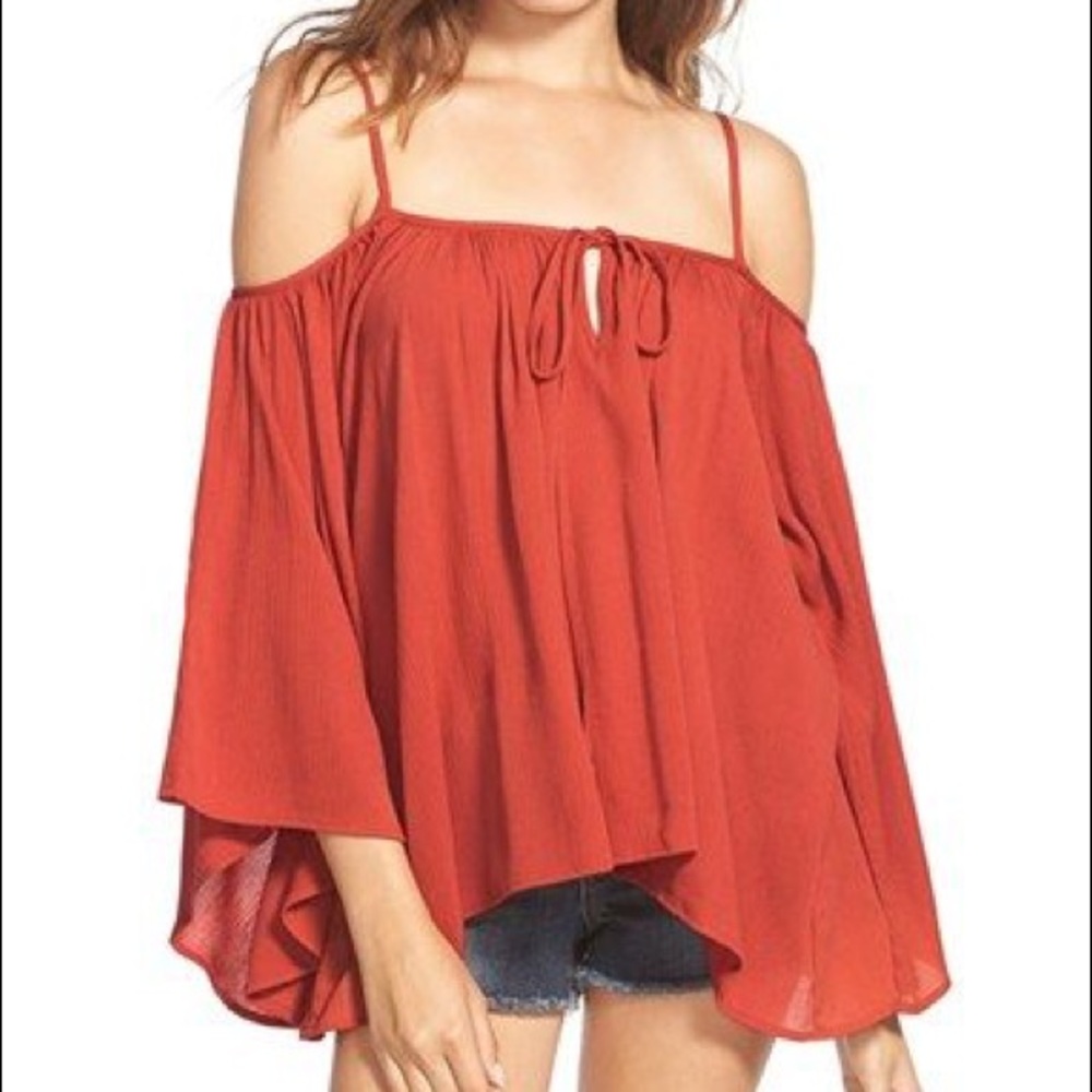 Gorgeous rust color cold shoulder top! Brand new