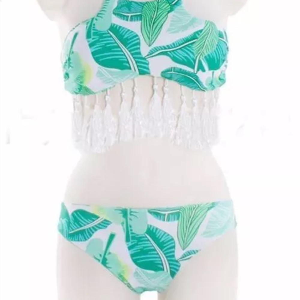 Palm Tree ๐ด Print Sexy Fringe Suit its HEREโค๏ธโ๏ธ - Picture 4 of 8