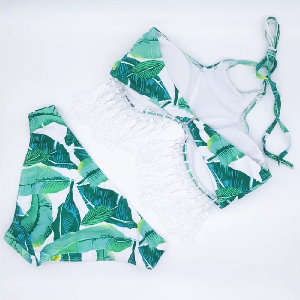 Palm Tree ๐ด Print Sexy Fringe Suit its HEREโค๏ธโ๏ธ - Picture 7 of 8