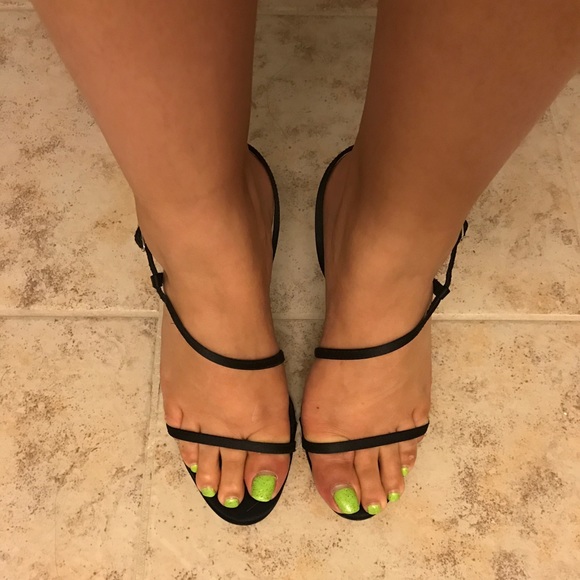 WHBM sexy strappy heels! - Picture 2 of 4