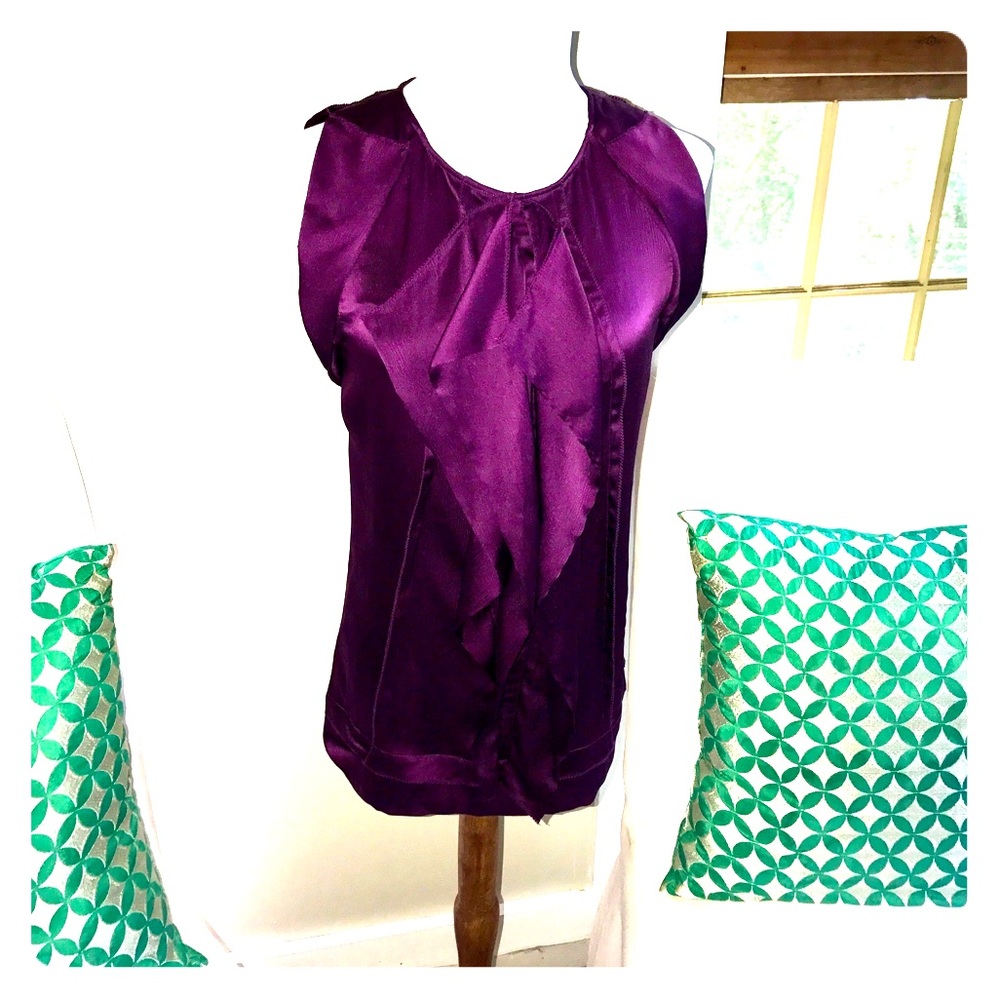Diane Von Furstenberg 100% Silk Ruffle Top Size 0
