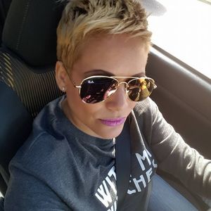 Meet your Posher, Jennifer