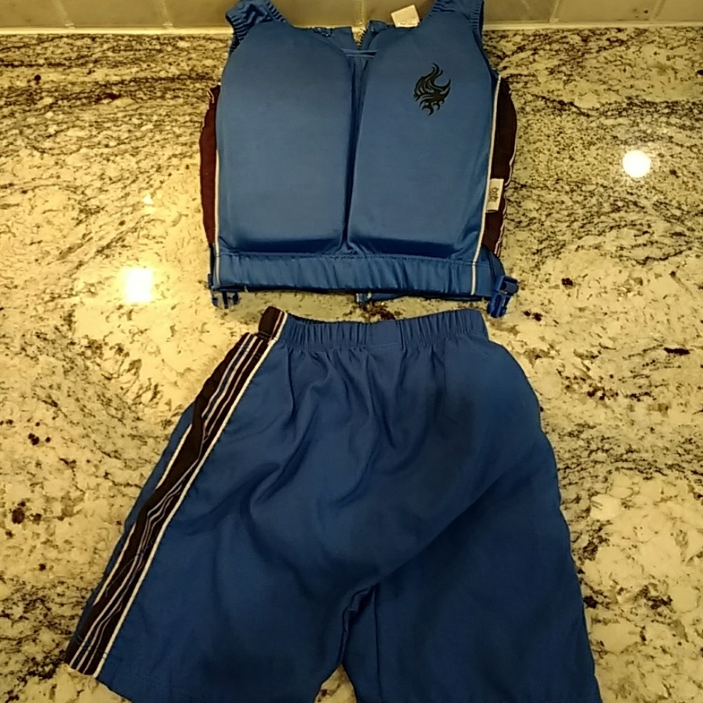 Lil Boys Swim trunks with floating vest Size 4-6  35lbs To 50lbs