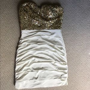 Speechless size 5 white and gold sequins