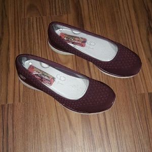 Skechers Microburst Flats