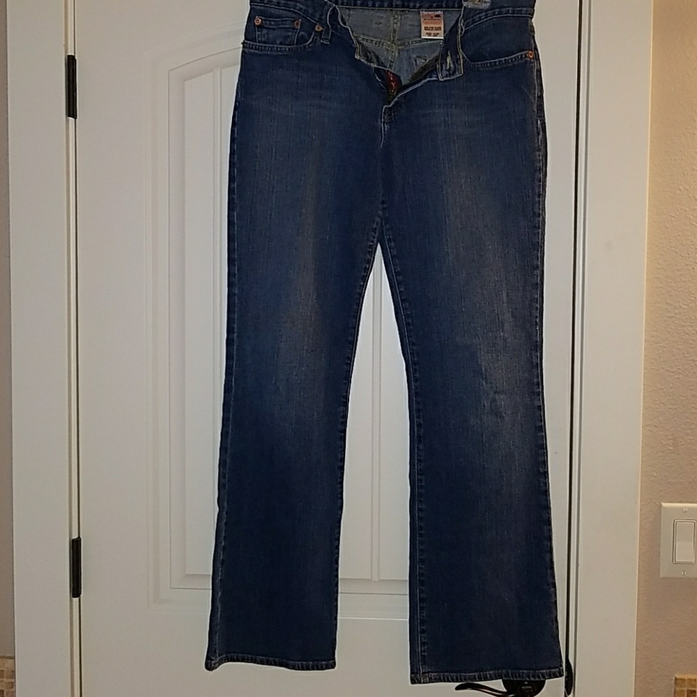Lucky Brand Blue Denim Mid Rise Flare size 10/30