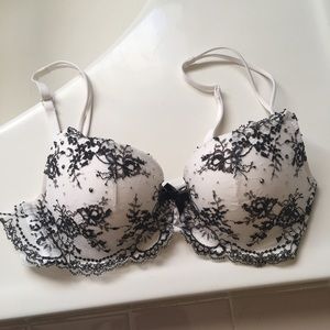 Victoria's secret padded demi bra 32B