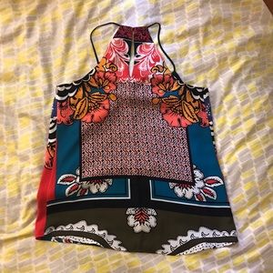 Express reversible print/back top