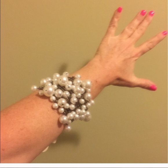 Bracelets $4 buys both! - Picture 5 of 8