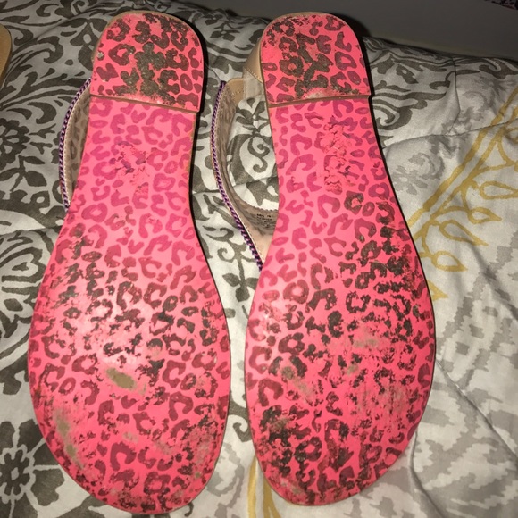 betsy johnson sandals - Picture 3 of 3