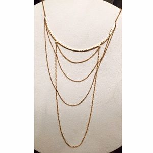 Tiered gold necklace!
