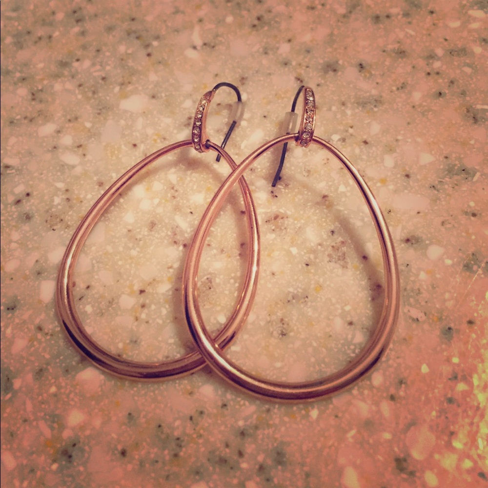 Stella & Dot Rose Gold Tear Drop HoOp Earrings