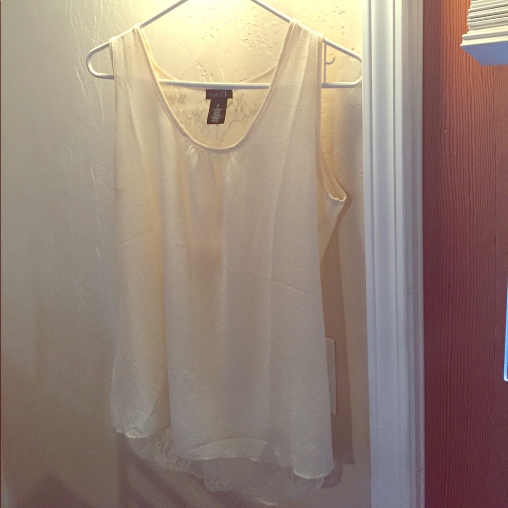 Medium loose tank