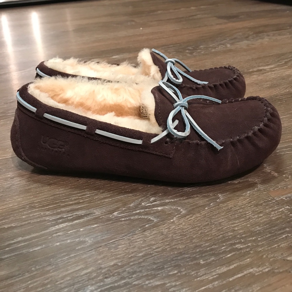 UGG Dakota Girls - Espresso (Size 6)