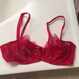Victoria's secret unlined demi bra 34B