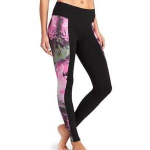 Athleta Bloom chataraunga tight size small Tall