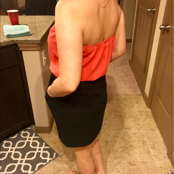 Color Block Strapless Dress - Picture 2 of 4
