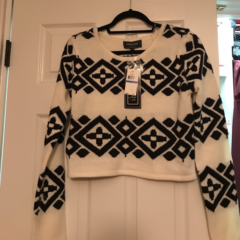 Crop top sweater