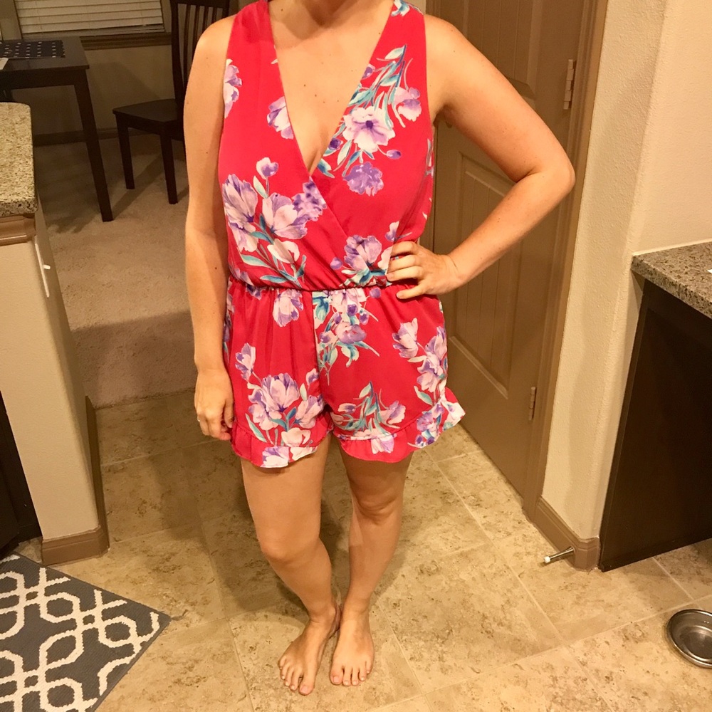 Everly Floral Ruffle Romper - NWOT