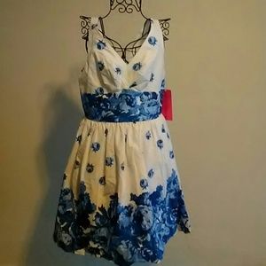 HOST PICK (5/1/18) Betsey Johnson Floral Dress