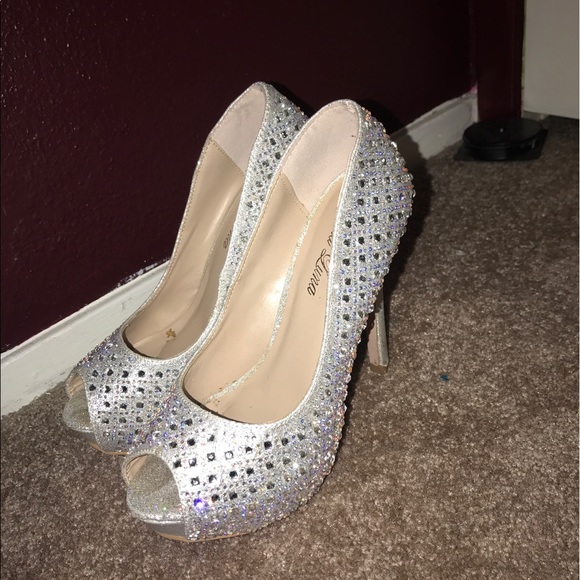 Women's heels - Picture 2 of 4