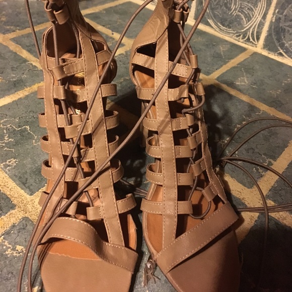 Mark and Maddux - Picture 4 of 8