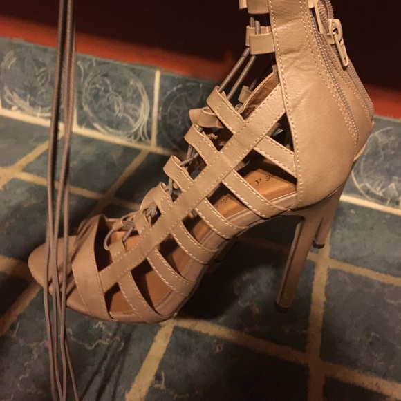 Mark and Maddux - Picture 6 of 8