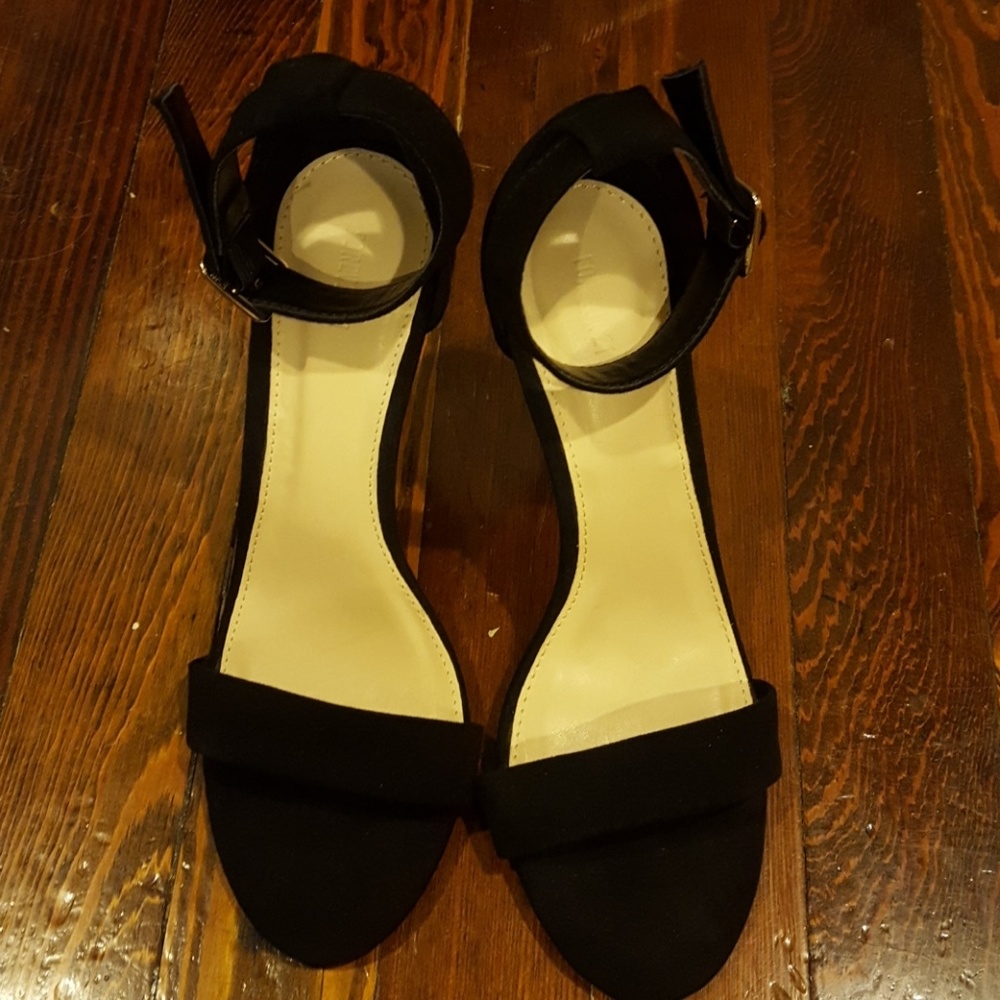 Forever 21 shoes size 8