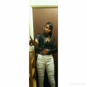 Meet your Posher, Shaneka