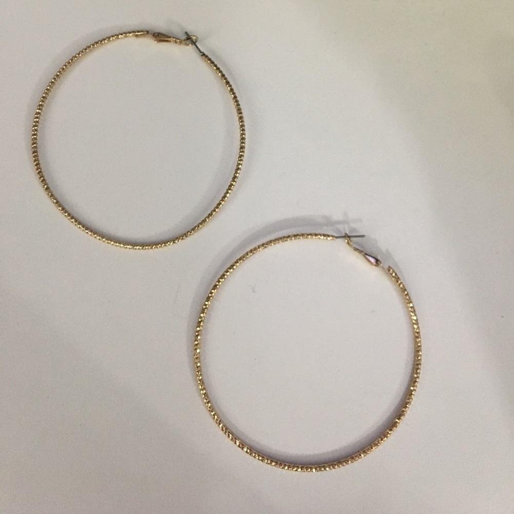 Large gold hoops