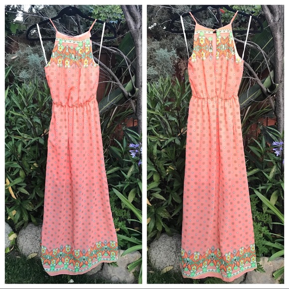 Dresses & Skirts - Maxi Dress