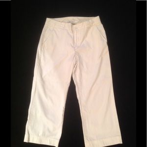 Gap white Capris size 6
