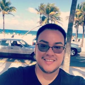 Meet your Posher, Cesar