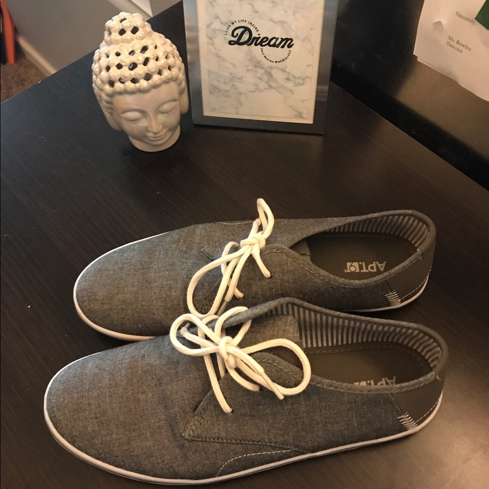 Men's casual boating shoes gray