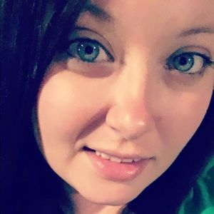 Meet your Posher, Christie