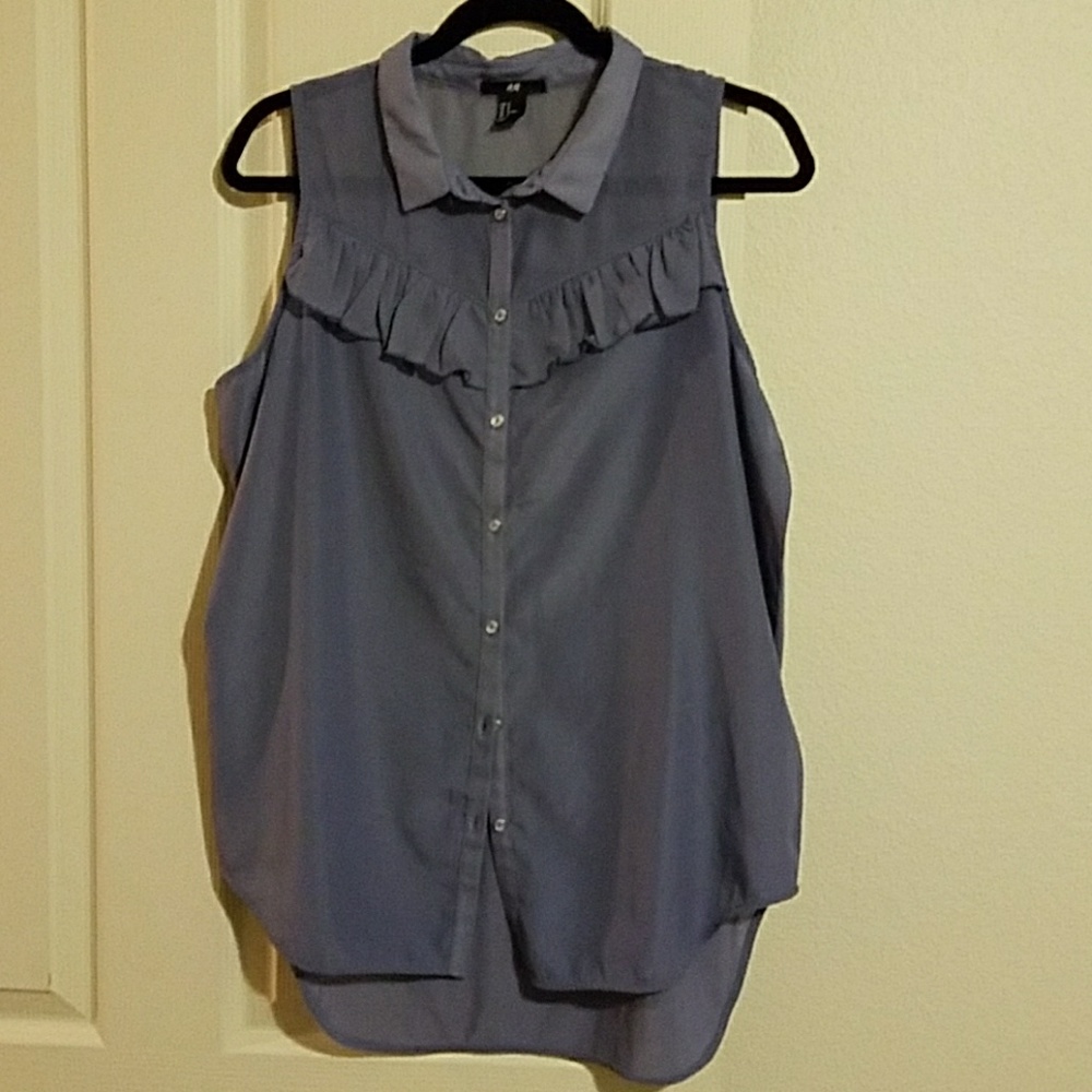 H&M hi/lo sleeveless w sheer ruffled top. Sz M