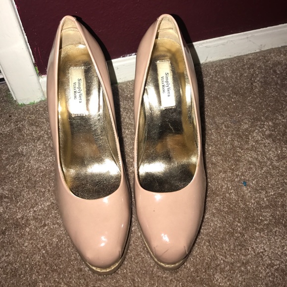 Vera wang heels - Picture 3 of 4