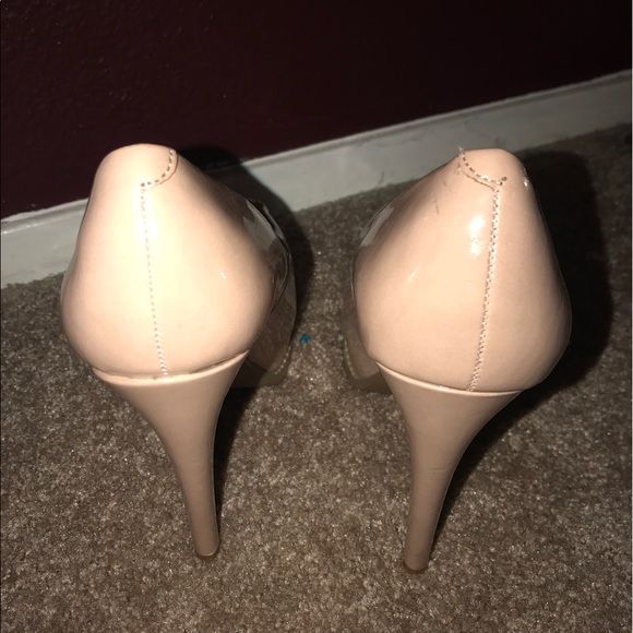 Vera wang heels - Picture 4 of 4